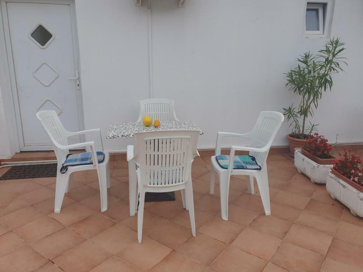 Apartments Slavica Rab Town Buitenkant foto