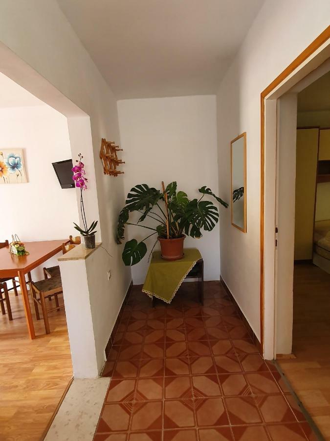Apartments Slavica Rab Town Buitenkant foto